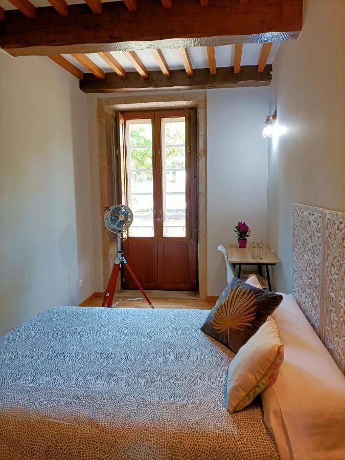 Bico De Pedra Apartment ซานติอาโก เด กอมโปสเตลา ภายนอก รูปภาพ